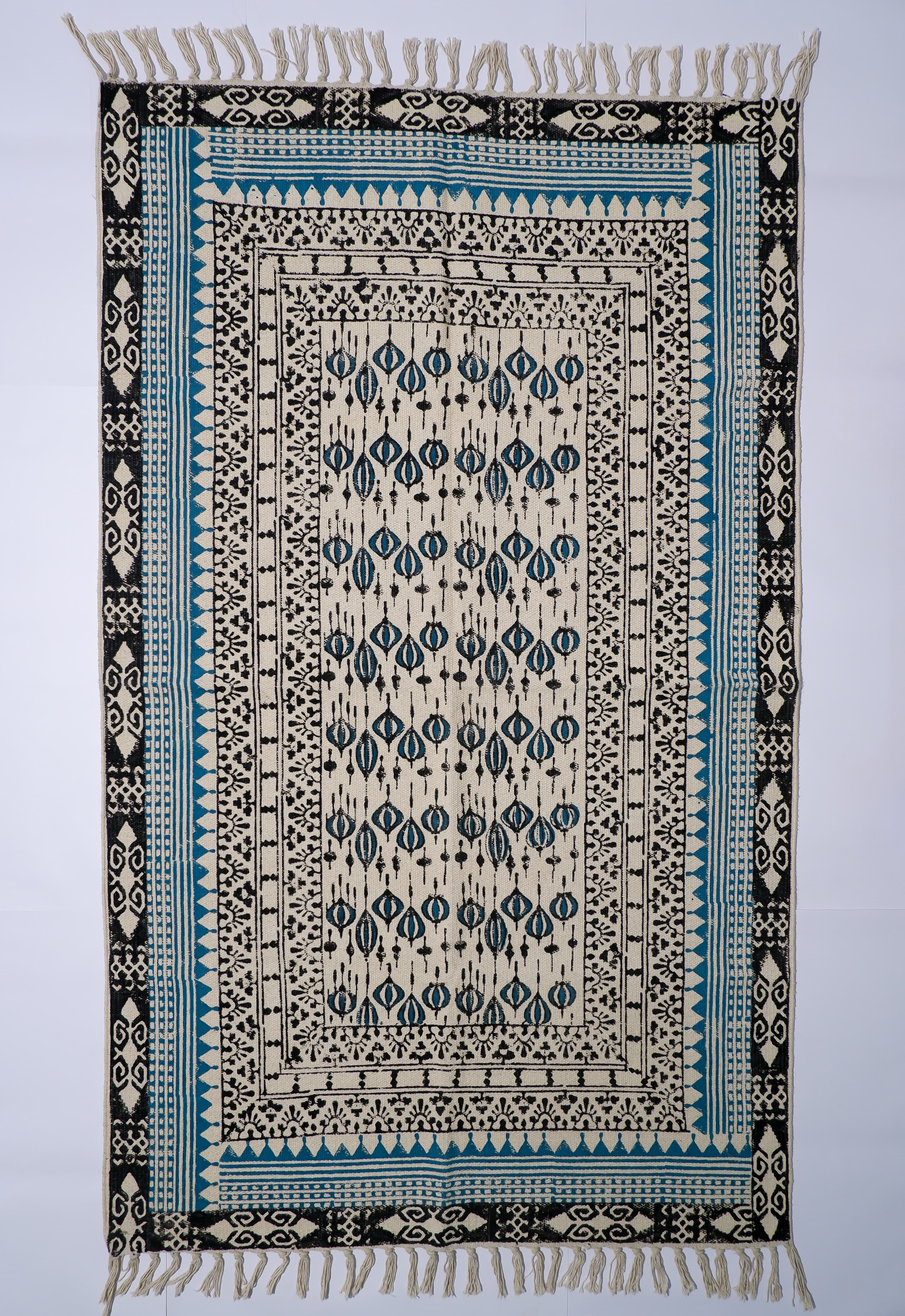 INDIAN DHURRIE BLUE AND BLACK TRADITIONAL BLOCK PRINTED COTTON RUG