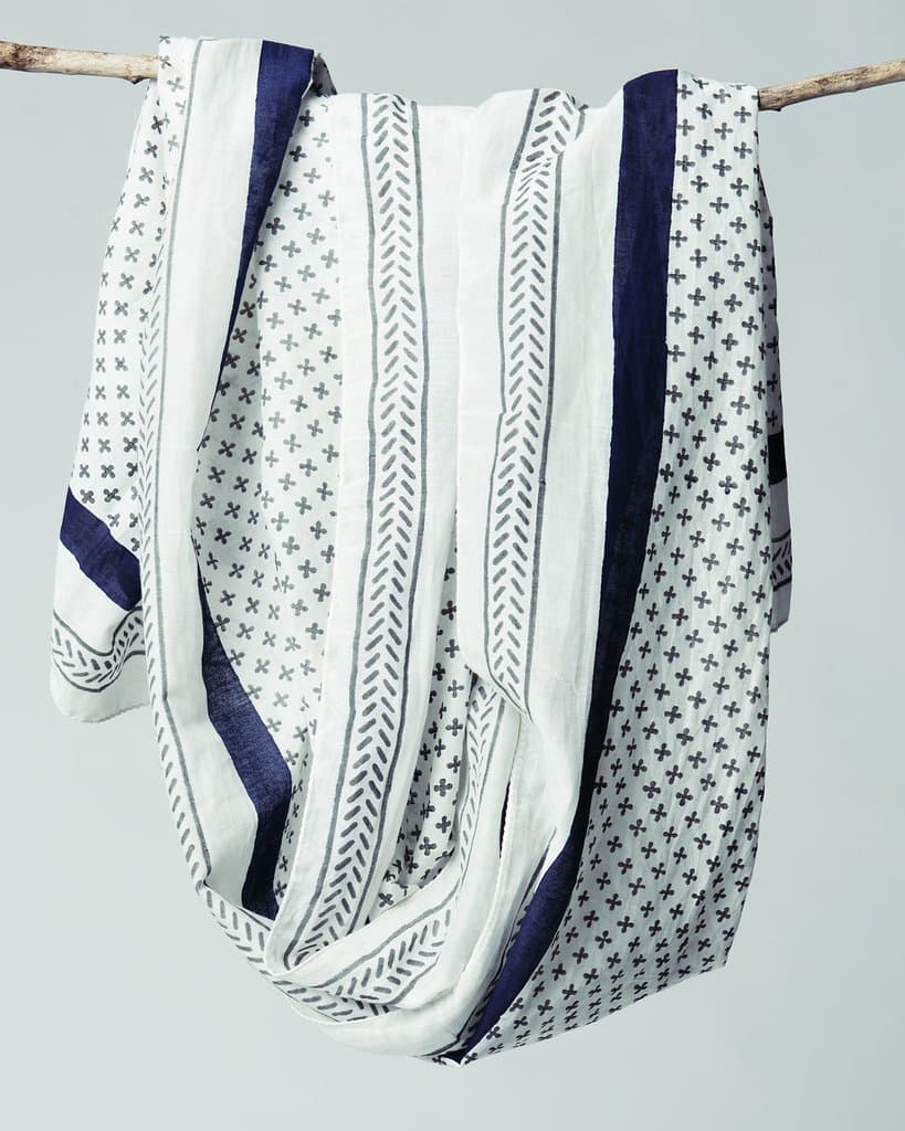 STRIPE CROSS PRINT DESIGN COTTON SCARF