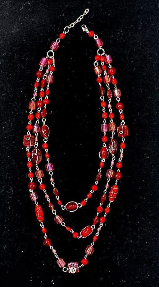 RED GLASS BEADS MULTI ROW NECKLACE