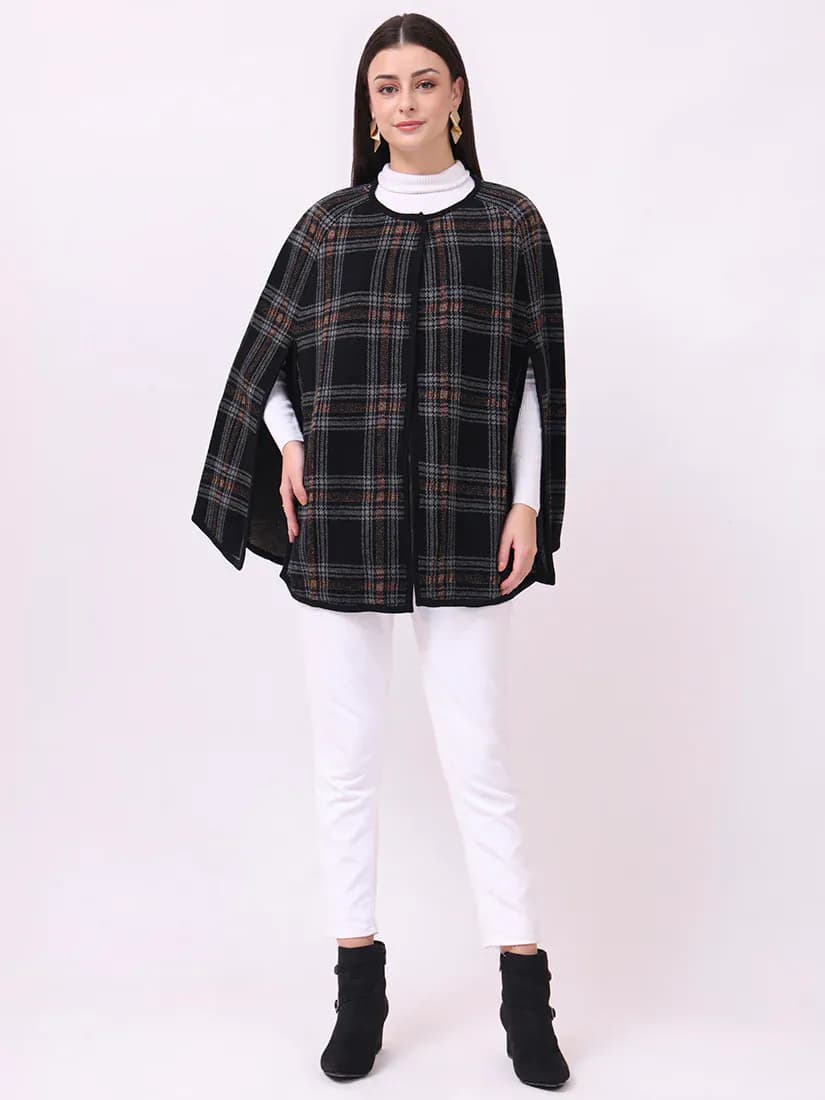 Highland Noir Check Cloak
